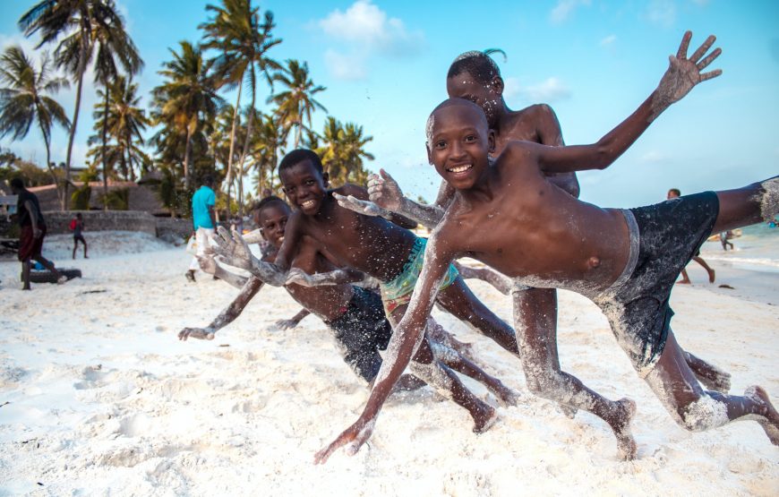 Safari Dreams Come True: Classic Kenya Tour Packages by GT Holidays gallery